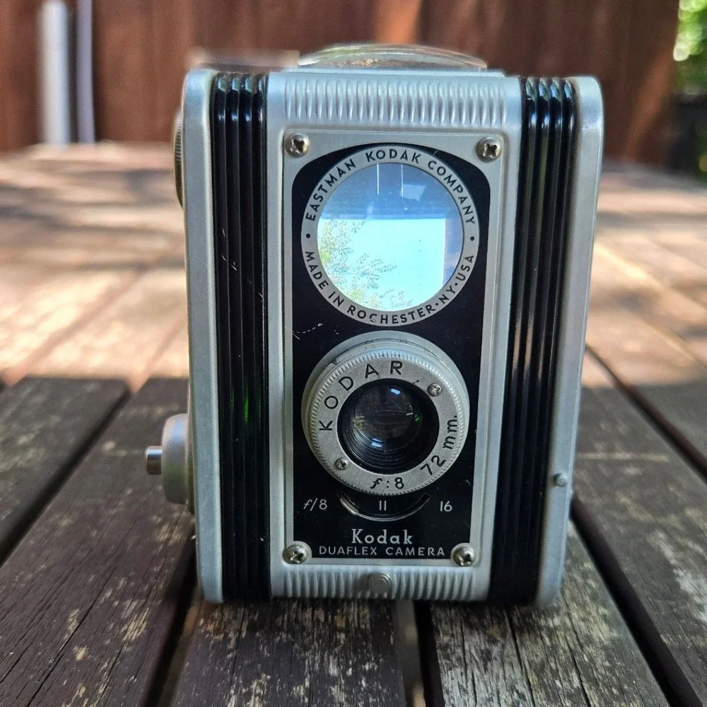 Vintage Kodak Duaflex Camera with Kodar f/8 72mm Lens & Leather Field Case
